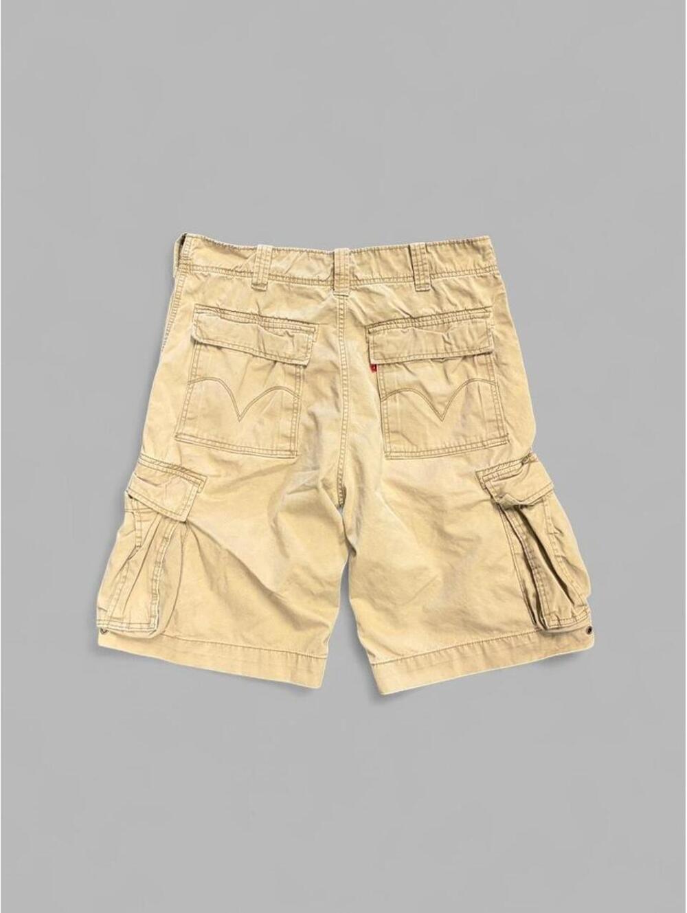 Vintage Levi Baggy Cargo Shorts